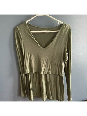 Pea in the Pod Nursing long sleeve